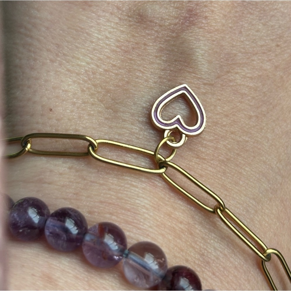 Handmade Kendra Scott Style Elegant Gold and Purple Heart Charm Bracelet! - Picture 5 of 8